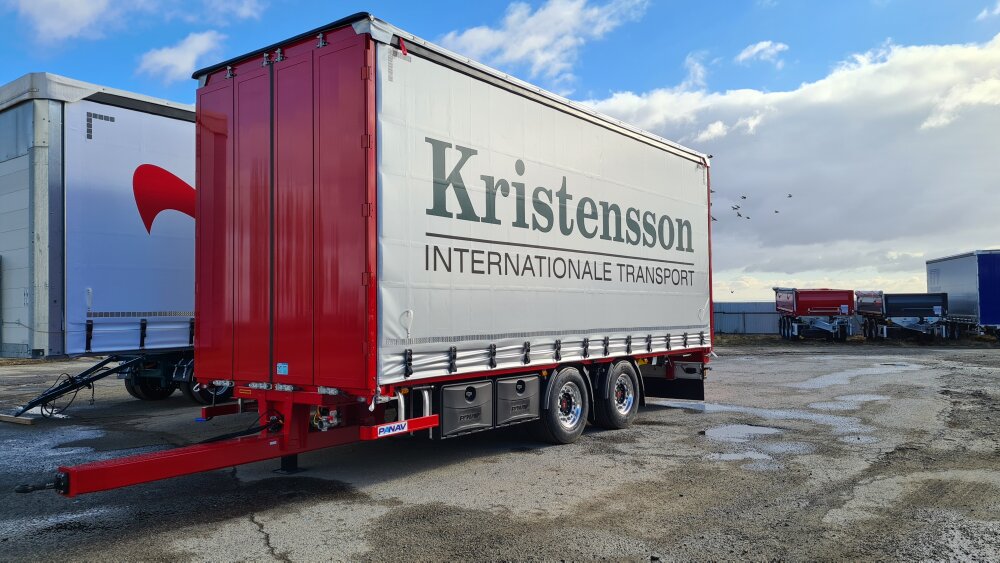 Przyczepy burtowe tandemowe